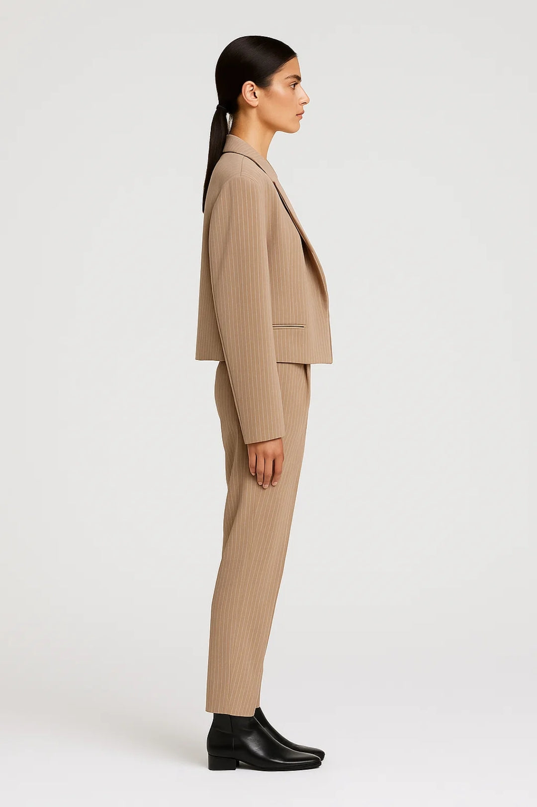 Emma | Élégant Blazer Femme à Rayures pour Un Style Professionnel 2