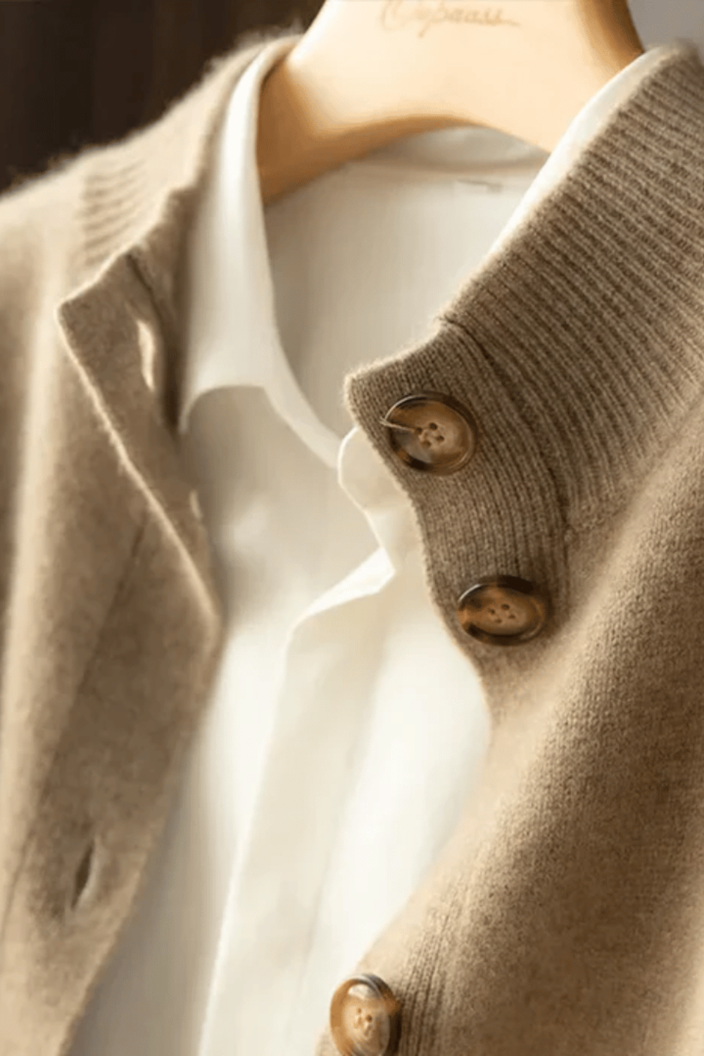 Louise  | Cardigan Femme – Élégant et Polyvalent pour Toutes les Occasions